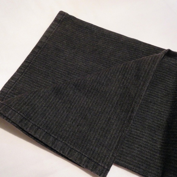 Talbots Black Pinstripe Jeans - 4 Pet. - Picture 5 of 5
